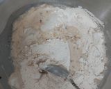 A picture of step 4 of Semolina Cornmeal Pizza.