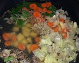 Foto langkah ke 3 dari resep Sop Sayur Bening Ceker Ayam 🥔🥕🍗.