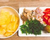 Hình bước làm 1 của món Canh chai nấu chua
