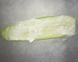 Foto del paso 3 de la receta: Rollitos de calabacín con salmón y queso