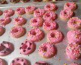 Foto langkah ke 5 dari resep Kue kering donat (cocok untuk ide jualan kuker lebaran).