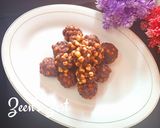 A picture of step 4 of Chana or Roasted Gram Laddoos.
