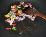 Foto langkah ke 2 dari resep Indomie Rebus Tek Tek Super Joss.