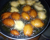 A picture of step 3 of Qosai (Beans cake).