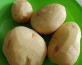 Foto langkah ke 1 dari resep Perkedel Kentang Telur.