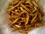 Cá cơm chiên giòn