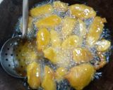 A picture of step 5 of Green banana bhajia.