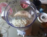 A picture of step 6 of Splash milkshake.