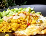 รูปขั้นตอนการทำที่ 4 ของ ข้าวผัดไข่แดง ไข่ขาวกรอบ พริกน้ำปลา Yolk Fried Rice Crispy White