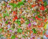 स्प्राउट्स चाट(Sprouts chaat recipe in hindi) रेसिपी चरण 4 फोटो