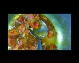 A picture of step 4 of Aloo palak.