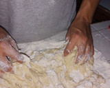Foto del paso 4 de la receta: Bollos rellenos de queso crema con chipotle