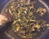 Une image de l'étape 3 de Courge butternut « scream » Halloween farci champignons pesto mozzarella et tomate.
