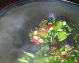 Foto langkah ke 3 dari resep Kikil Pete Cabai Hijau.