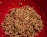 A picture of step 2 of Sausage Rolls (pork) with puff pastry.