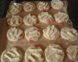 Élesztő nélküli kolbászos pogácsa recept fázis 10 fotója