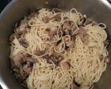 Foto del paso 4 de la receta: Espaguetis al huevo con setas