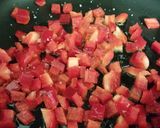 Foto del paso 7 de la receta: Tabulé templado de anís y menta con verduras fritas y frutos secos
