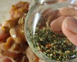 Foto del passaggio 2 della ricetta Bocconcini di pollo al curry con spinacino