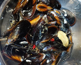 Foto del paso 1 de la receta: Mejillones con salsa de romesco