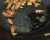Foto langkah ke 1 dari resep Sayur labu Siam santan kaldu udang.
