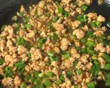 Hình bước làm 4 của món Cà tím áp chảo sốt thịt băm