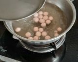 A picture of step 6 of Strawberry angoor rabdi (boiled).