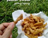 Foto langkah ke 5 dari resep 127. Jamur Tiram Goreng Tepung.
