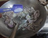 A picture of step 3 of American chopsuey.