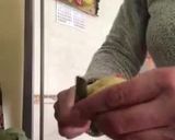 Foto del paso 1 de la receta: Alcachofa con huevo y queso parmesano