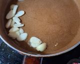 Foto langkah ke 1 dari resep Sup Bola bola ayam.