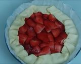 Foto del paso 7 de la receta: Tarta de Fresas Rellena de Crema Pastelera Fácil¡
