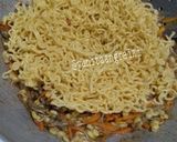 Foto langkah ke 5 dari resep Mi goreng lorjuk.