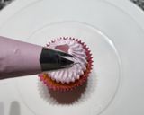 Foto del paso 4 de la receta: Merengue para decoración de Muffins sin Gluten