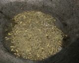 A picture of step 1 of Prawn masala.