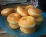 Foto langkah ke 5 dari resep Donat (Doughnut White Ring).