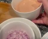 A picture of step 3 of Ceviche de camarones.