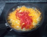 Foto del paso 4 de la receta: Pastel de hortalizas con gambas