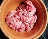 Foto del paso 1 de la receta: Albóndigas con salsa de champiñones