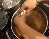 Foto del paso 5 de la receta: Nopalitos con huevos ahogados y ocholes