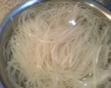Foto del paso 1 de la receta: Noodles de arroz con verduras y carne