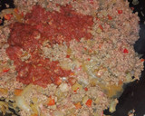 Foto del paso 1 de la receta: Empanadas de carne relleno con papa "Domi"