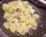 A picture of step 3 of Frittata di patate e provola.