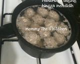 Foto langkah ke 3 dari resep Sup bola daging dengan tahu.