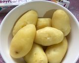 صورة لخطوة 4 من وصفة صينية بطاطس بيوريه باللحم المفروم والبشاميل 😋