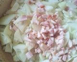 Foto del paso 1 de la receta: Tarta de panceta 🥓, cebolla y queso