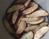 Foto langkah ke 5 dari resep 171. Potato Wedges Panggang.
