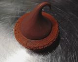 A picture of step 6 of Milk Chocolate Macarons.