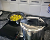 Foto del paso 2 de la receta: Espinacas con garbanzos
