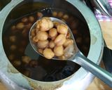 A picture of step 1 of Amritsari Chole.